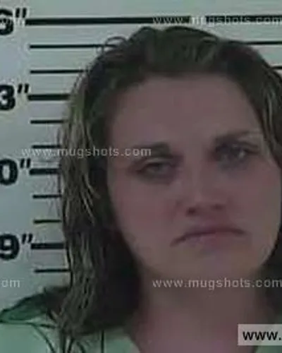 Booking photo of Victoria Campbell, Carter County, Aug 15, 2013