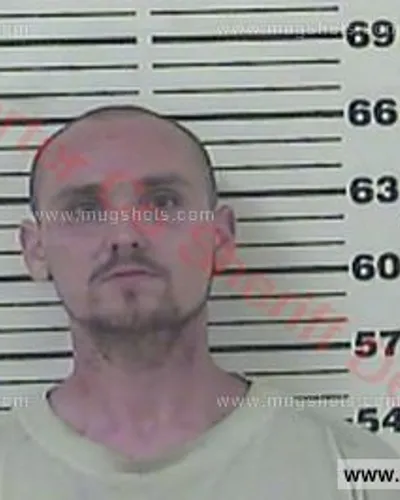 Booking photo of Nathanial Bennett, Carter County, Aug 15, 2016