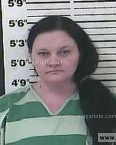 Booking photo of Pamela Michelle Cutshaw, Carter County, Apr 9, 2015