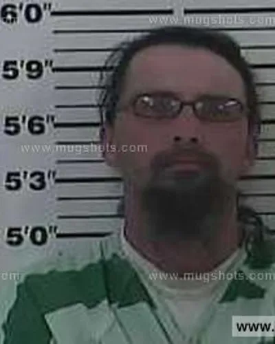 Booking photo of Adam Sanders, Carter County, Jul 2, 2013