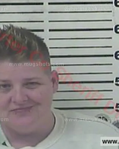 Booking photo of Selena Michelle Fenner, Carter County, Nov 25, 2017