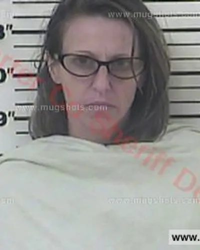 Booking photo of Lisa Goodridge, Carter County, Aug 25, 2017