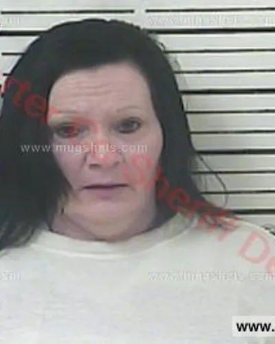 Booking photo of Tammy Cox, Carter County, Dec 29, 2016