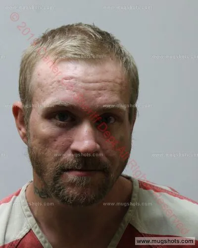 Booking photo of Stevie Dayton Parlier Jr., Carter County, Apr 21, 2019