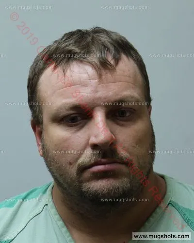 Booking photo of Kenny Chase Laws, Carter County, Apr 19, 2019