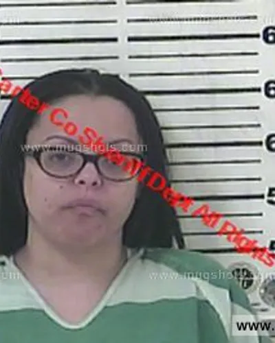 Booking photo of Omayra Diaz, Carter County, Jul 18, 2015