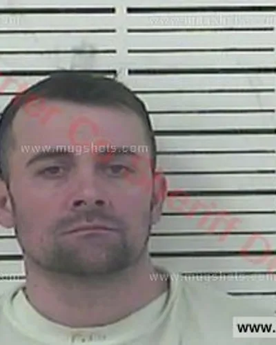 Booking photo of Larry Douglas Trivette Jr., Carter County, Dec 9, 2017