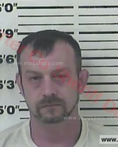 Booking photo of Thomas Ray Cox Jr., Carter County, Aug 9, 2017