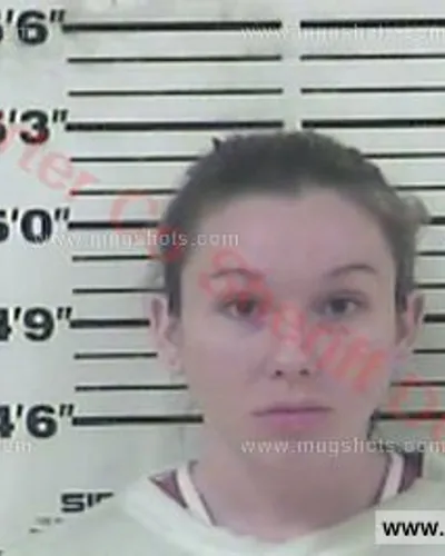 Booking photo of Heather Michelle Smith, Carter County, Aug 8, 2017