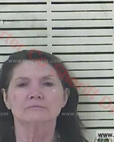 Booking photo of Donna Henderson, Carter County, Jul 23, 2017