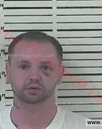 Booking photo of Dustin Lynn Hughes, Carter County, Oct 31, 2017