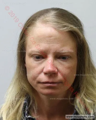 Booking photo of Nicole Renee Edwards, Carter County, Mar 13, 2019