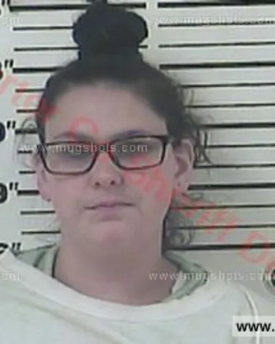 Booking photo of Tamara Smith, Carter County, Jun 11, 2016