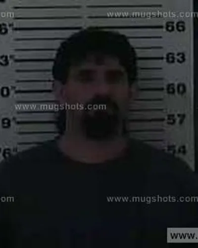 Booking photo of THOMAS LARRY ARNOLD Jr., Carter County, Jan 3, 2015