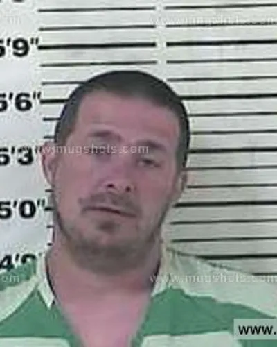 Booking photo of Phillip Andrew Burnett, Carter County, Apr 25, 2015