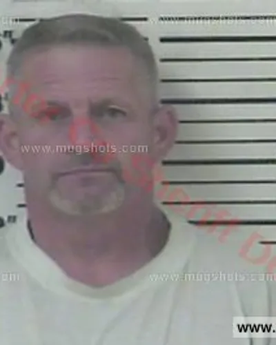 Booking photo of SHANE W TAYLOR, Carter County, Oct 3, 2017