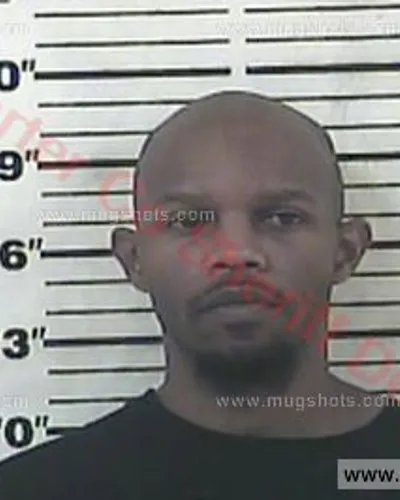 Booking photo of Benjamin Jamar Hamilton, Carter County, Sep 3, 2015