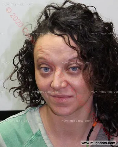 Booking photo of Brandi Graybeal, Carter County, May 22, 2020