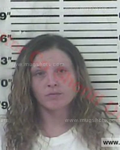 Booking photo of Lacey Nicole Perry, Carter County, Mar 27, 2018