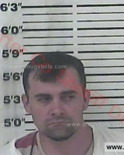 Booking photo of Larry Douglas Trivette Jr., Carter County, Jun 4, 2018