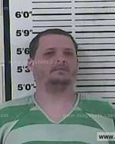 Booking photo of Donnie Oliver Jr., Carter County, Mar 8, 2015