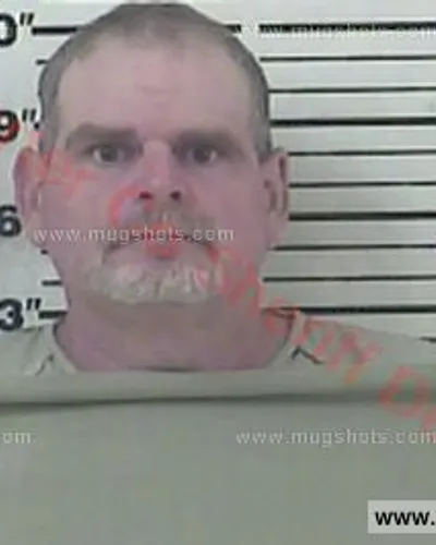 Booking photo of TRACY Powell JONES, Carter County, May 26, 2017