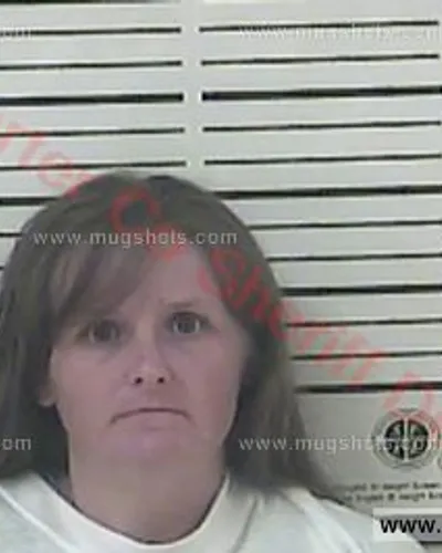 Booking photo of Susan Marie Oliver, Carter County, Jul 28, 2016