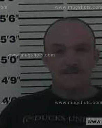 Booking photo of Clayburn Paul Jones, Carter County, Apr 30, 2014