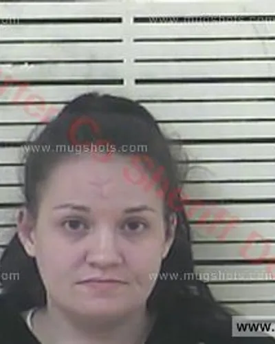 Booking photo of Ashley Kaye Dangelo, Carter County, Jun 5, 2017