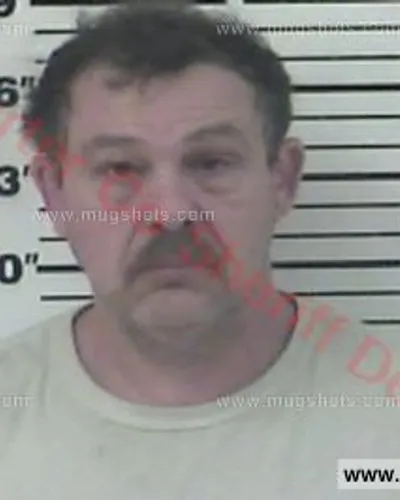 Booking photo of Terry Lynn Lunsford, Carter County, Dec 5, 2017