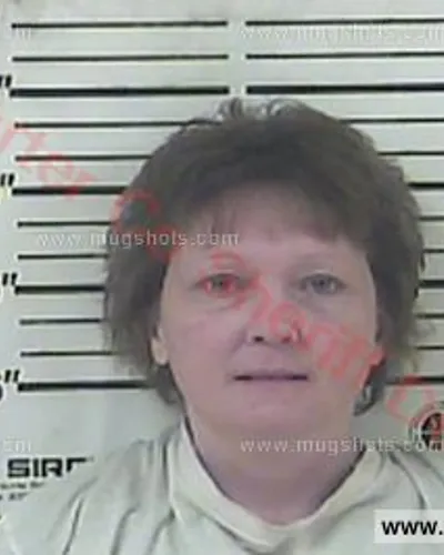 Booking photo of Lori Renee Hyder, Carter County, Oct 30, 2016