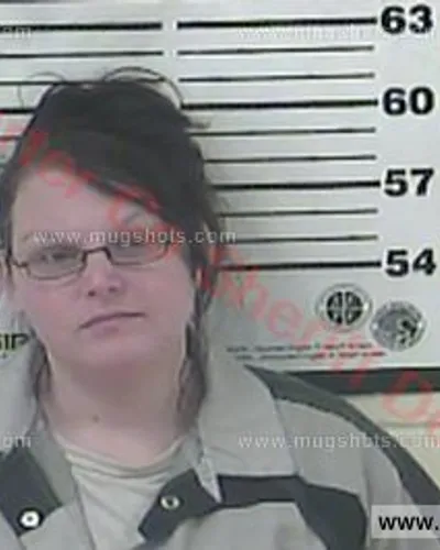 Booking photo of Ashlee Sue Townsend-Branch, Carter County, May 21, 2018