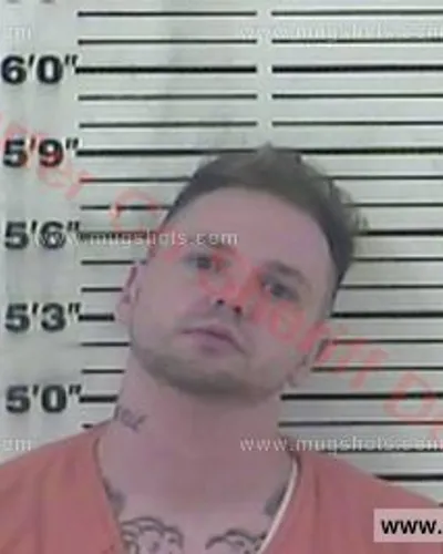 Booking photo of Dustin Lynn Hughes, Carter County, Apr 13, 2018