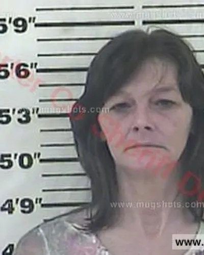 Booking photo of April Dawn Lacy, Carter County, Oct 26, 2015