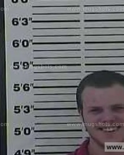 Booking photo of Nicholas Wayne Richardson, Carter County, Dec 19, 2013