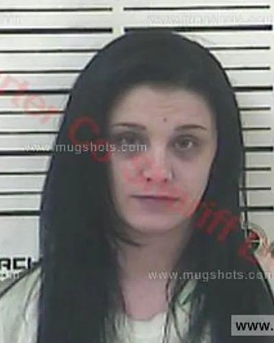 Booking photo of Elizabeth Garland, Carter County, Dec 20, 2016