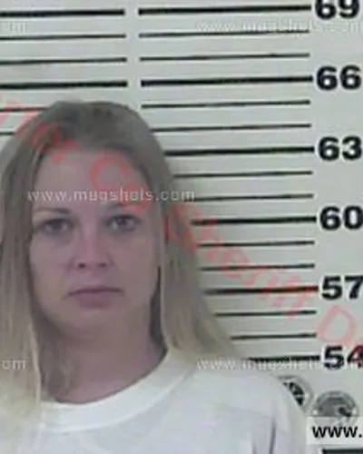 Booking photo of Lorie Kay Hayes-Mclaughlin, Carter County, Jul 25, 2016