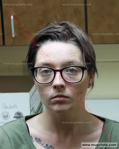 Booking photo of Kelly Richardson, Carter County, Apr 8, 2019