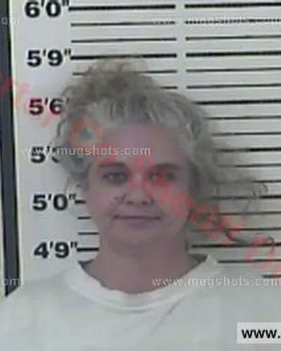 Booking photo of Lisa Hatley, Carter County, Aug 25, 2016