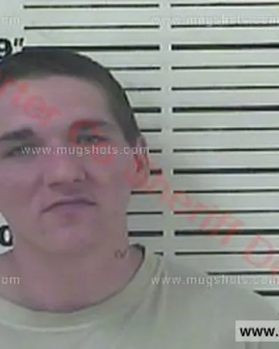 Booking photo of Casey Mckinley Oaks, Carter County, May 4, 2017