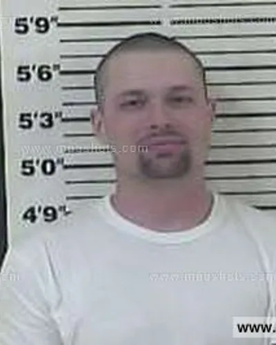 Booking photo of Ryan James Nelson, Carter County, Apr 18, 2015