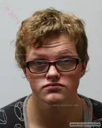 Booking photo of Lakota Shyann Price, Carter County, Jan 17, 2019