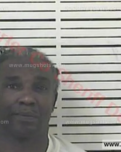 Booking photo of Richard Lennell Owens, Carter County, Aug 30, 2017