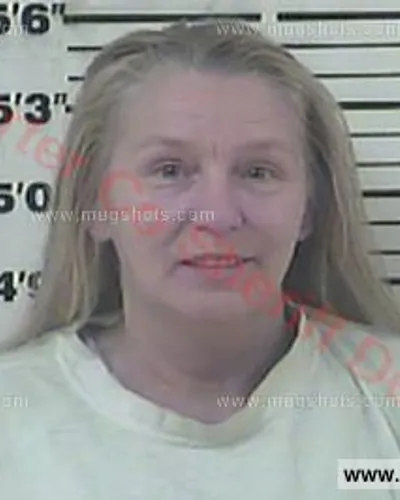 Booking photo of Kimberly Carr, Carter County, Nov 24, 2016