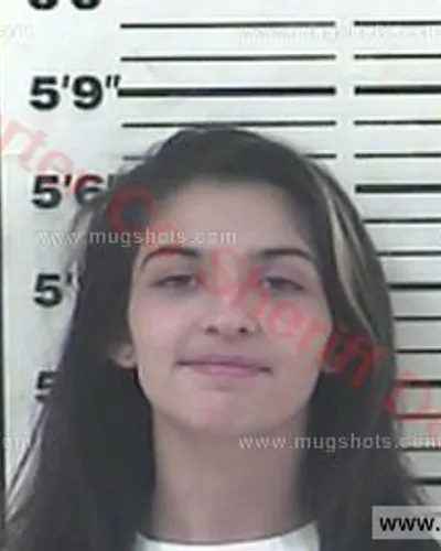 Booking photo of Summer Marie Kelly, Carter County, Oct 29, 2017