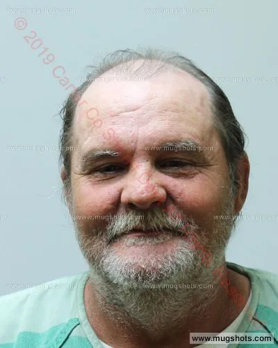 Booking photo of Derrick Holtsclaw, Carter County, Apr 13, 2019