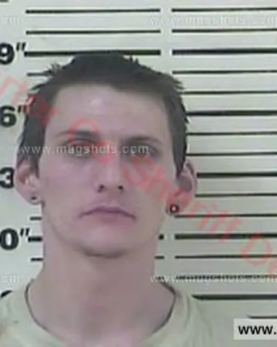 Booking photo of Logan Chad Guinn, Carter County, Feb 7, 2017