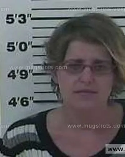 Booking photo of Nikki Bennett, Carter County, Dec 18, 2013