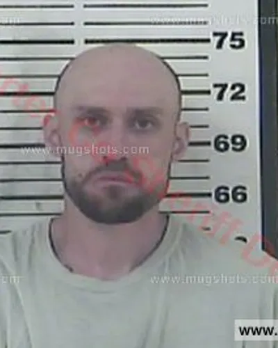 Booking photo of Justin Adam Gouge, Carter County, Jun 29, 2018