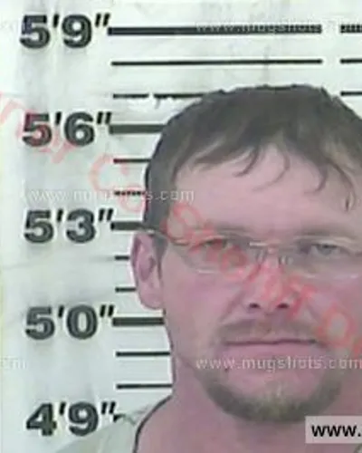 Booking photo of Vernon Auston Roark, Carter County, Apr 20, 2018